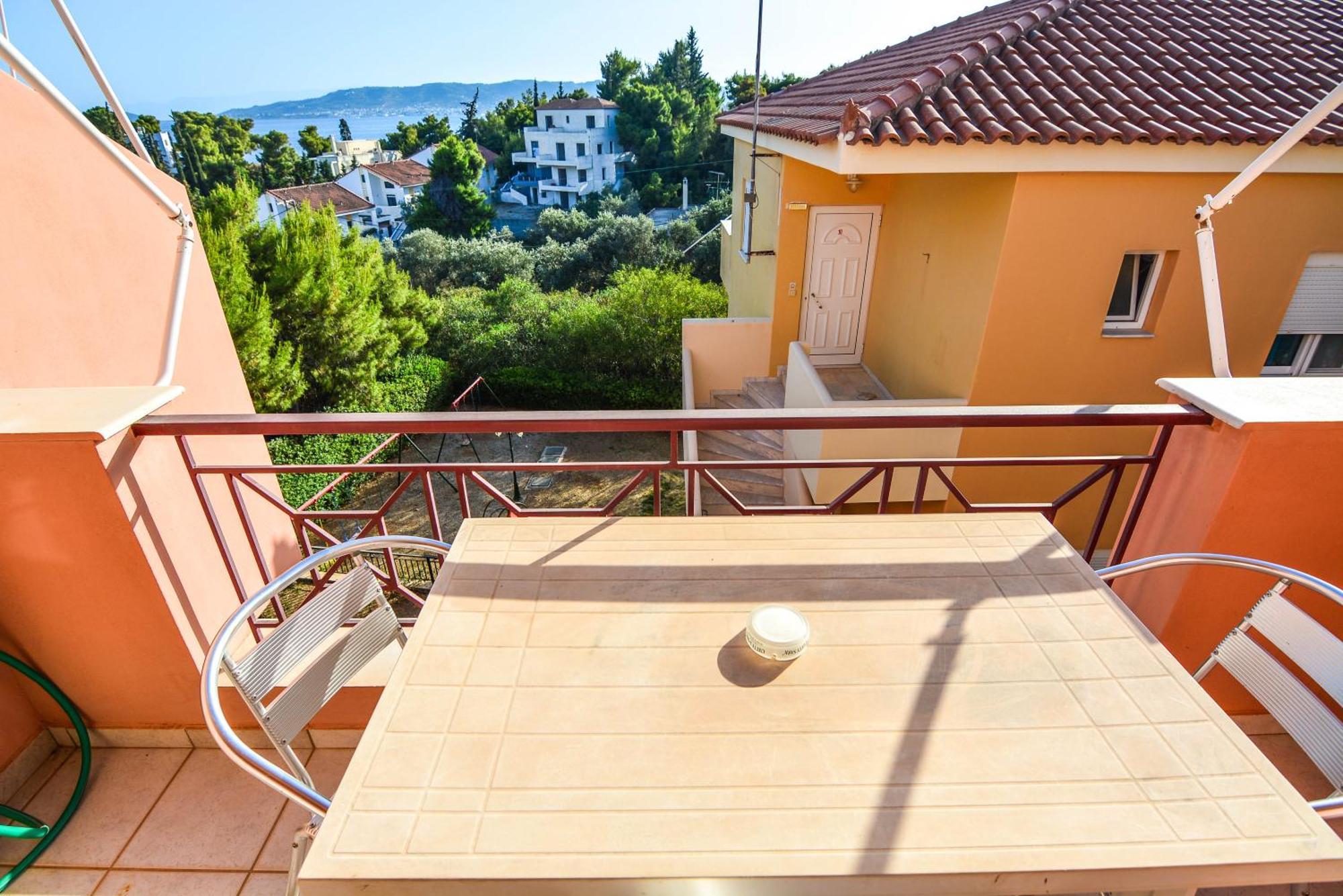 Epavlis Apartments Порто-Хелі Екстер'єр фото