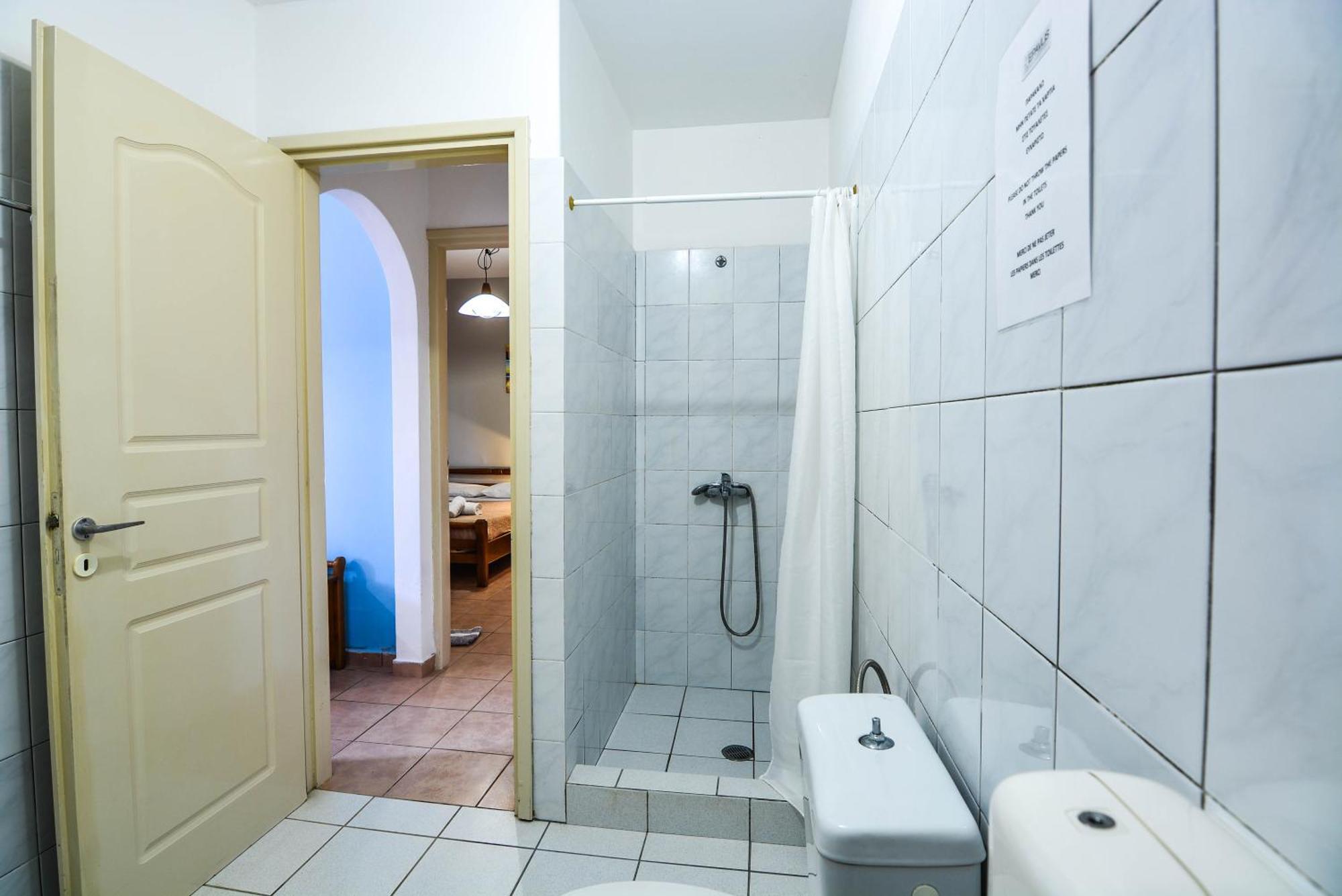 Epavlis Apartments Порто-Хелі Екстер'єр фото